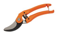 Секатор садовый MASTERTOOL 225 мм с металлическими ручками лезвие Mn65 14-6109