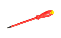 Отвёртка диэлектрическая шлицевая MASTERTOOL SL6.5х150 мм 1000 V 47-0615