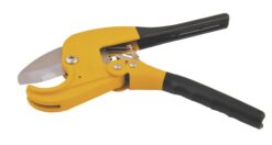 Труборез для пластиковых труб MASTERTOOL 3-42 мм лезвие SS ручки с TPR покрытием 74-0312